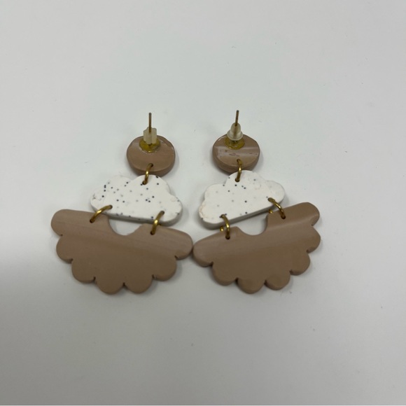 CLAY STATEMENT DROP EARRINGS - Picture 11 of 12